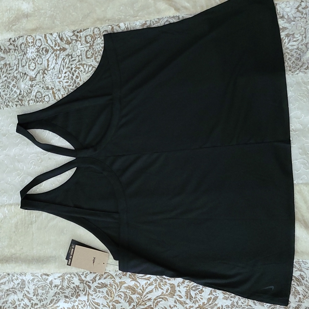 Nike Yoga Luxe 2XL Tank Tee - Picture 3 of 8